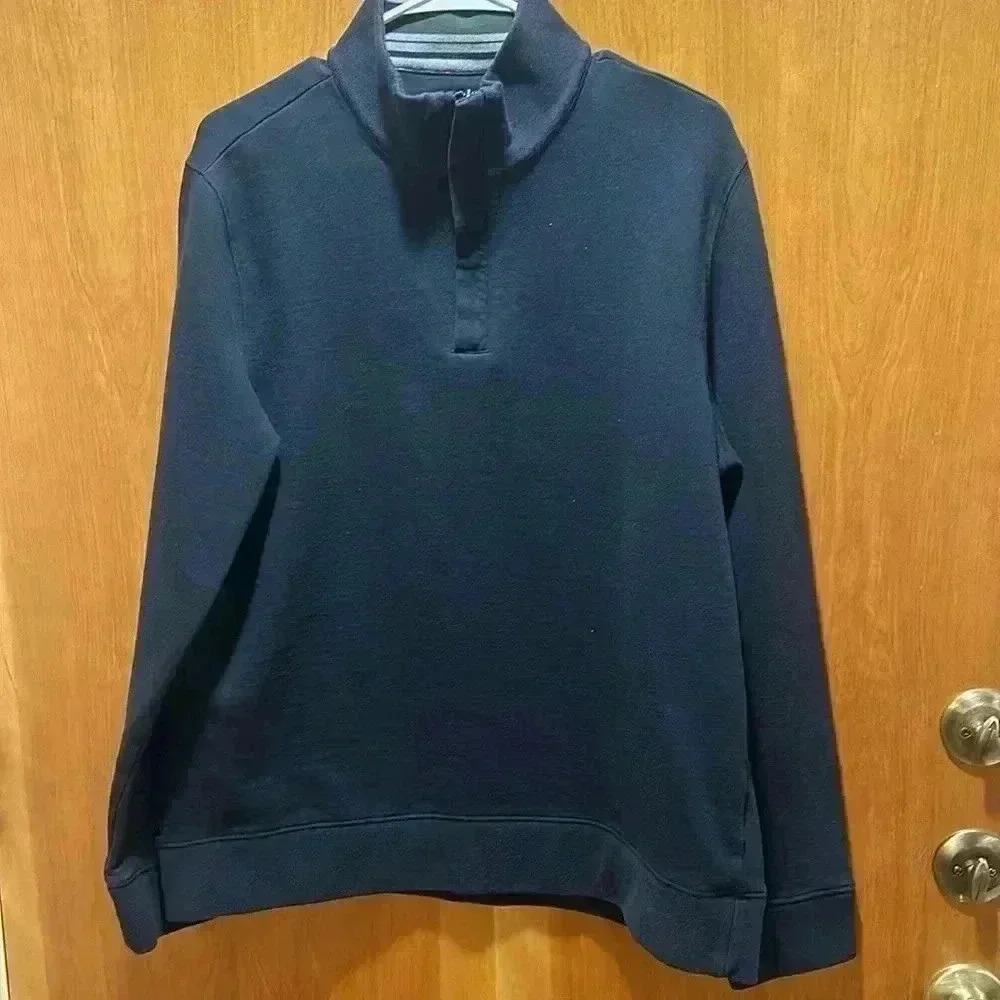 Untuckit Pullover Size Large